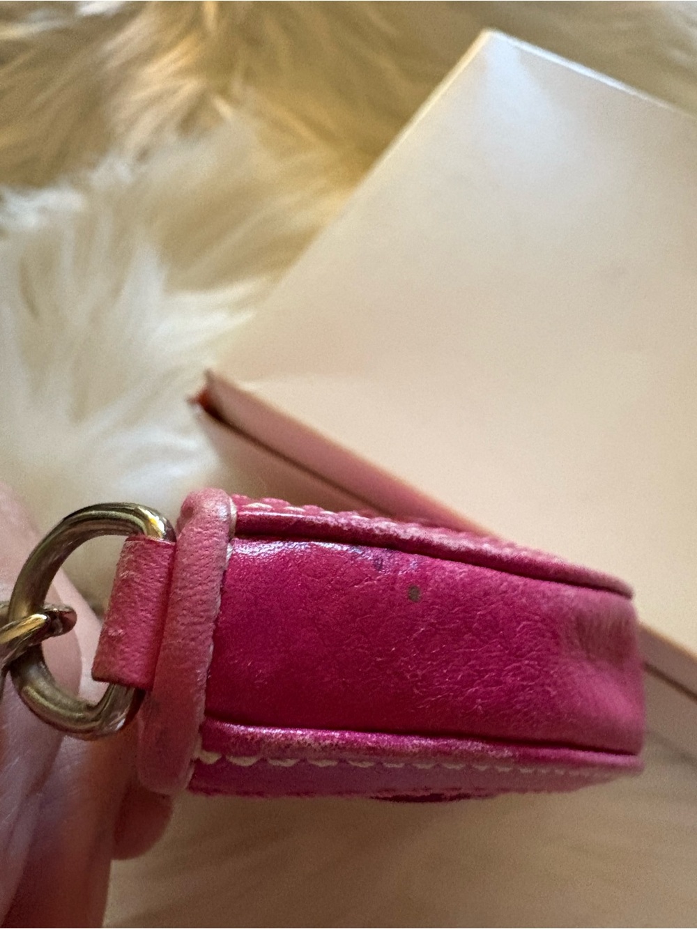 RARE Y2K COACH PINK LEATHER AND PINK ICONIC C JACQUARD PINK GRAPEFRUIT WRISTLET - Picture 5 of 11